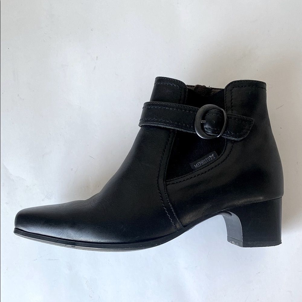 Mephisto Unstructured Leather Ankle Boots Sz 6 Chunky 2” Heel Classic Chic Moto